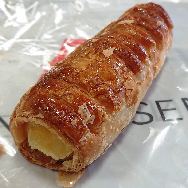 アップルクリームパン(アンデルセン 東急武蔵小杉店)