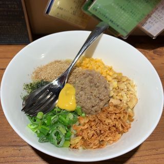 (まぜそば三角)