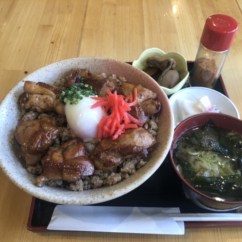 鶏テリ丼(源七商店)