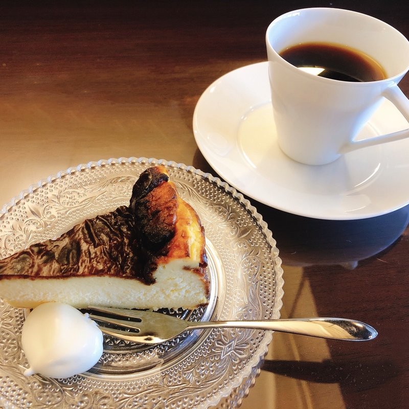 バスクチーズケーキ(poroki coffee)