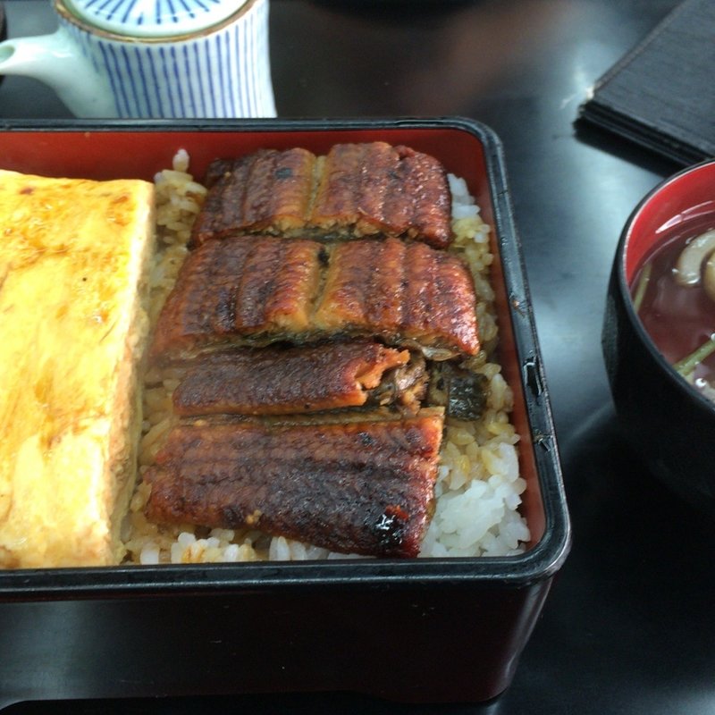 極上きんし重(逢坂山　かねよ)