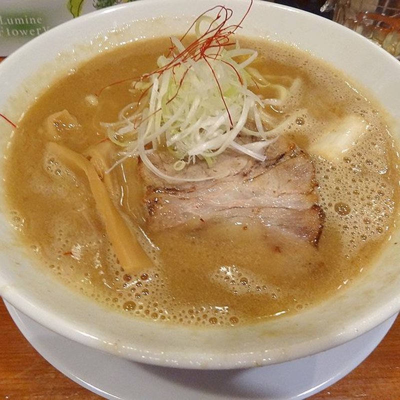 濃厚らーめん(大阪らーめん研究所)