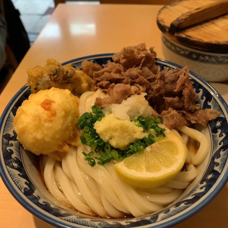 肉ぶっかけ(釜たけ流 うめだ製麺所)