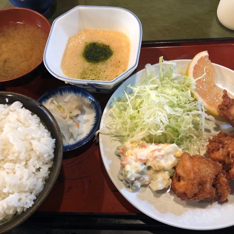 とろろご飯・唐揚げ(京ばし とり安)