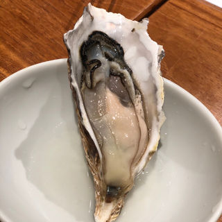 兵庫産牡蠣(魚とワインはなたれ 田町店)