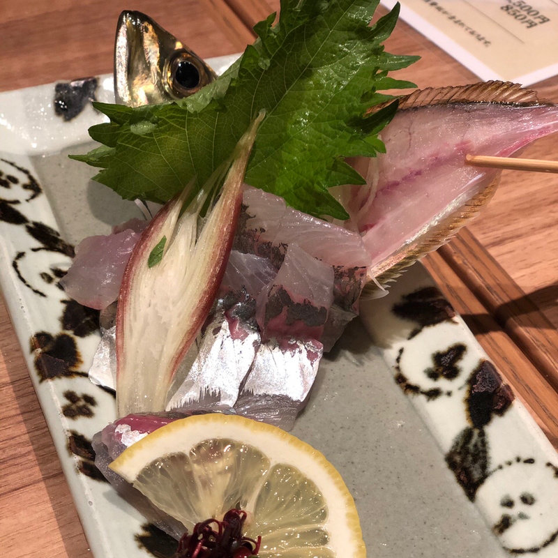 鯵刺し(謙徳蕎麦家 ピアタ2号店 )