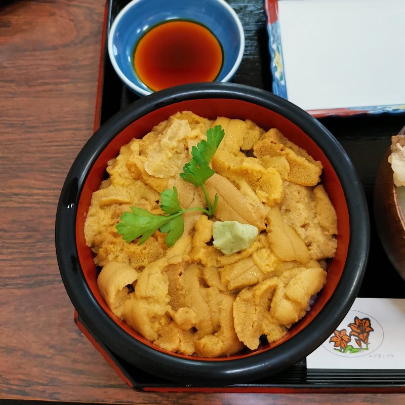 生うに丼(鱗晃荘)