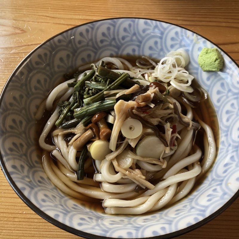 山菜うどん(曙亭)