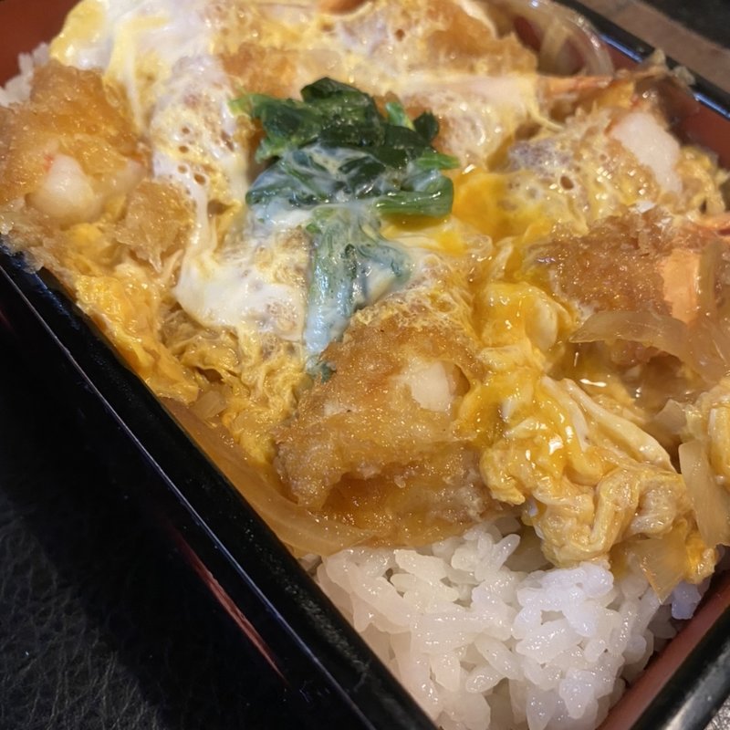 海老重（味噌汁付き）(ぱいち )