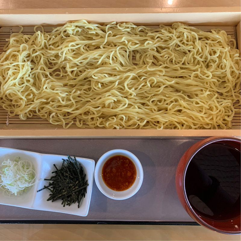 板盛りラーメン(花の杜ゴルフクラブ)