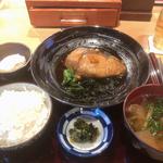 本日の煮魚定食(旬彩酒房 演)