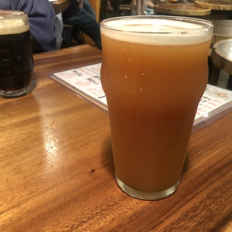 ローズヒップサワー(ブリューパブ テタールヴァレ / Brewpub Têtard Vallée)