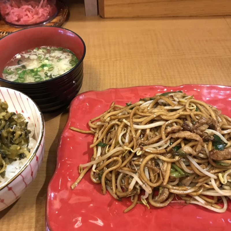 ランチBセット（高菜ご飯）(バソキ屋 那の川本店 焼そば専門店)