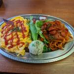 コンボ（オムライスとナポリタン）