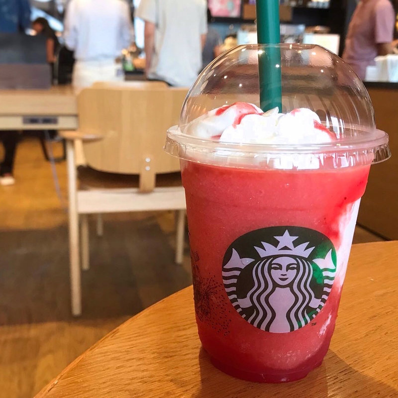 ゴロッとイチゴフラペチーノ(スターバックスコーヒー 蔦屋書店 周南市立徳山駅前図書館店)