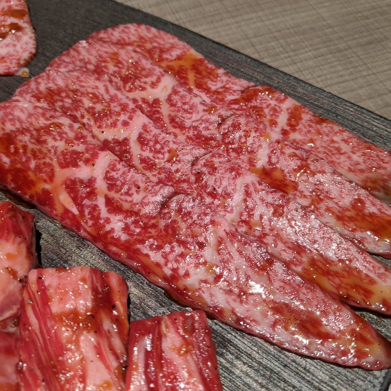 トモサンカク(うし松)