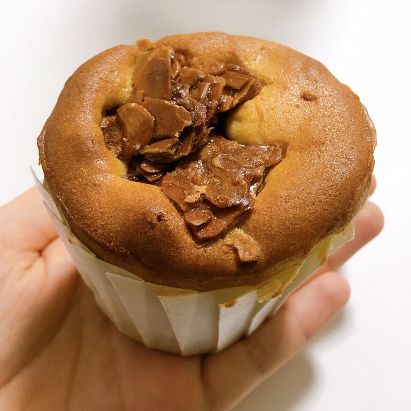 キャラメルナッツのマフィン(To Go kurumamichi)