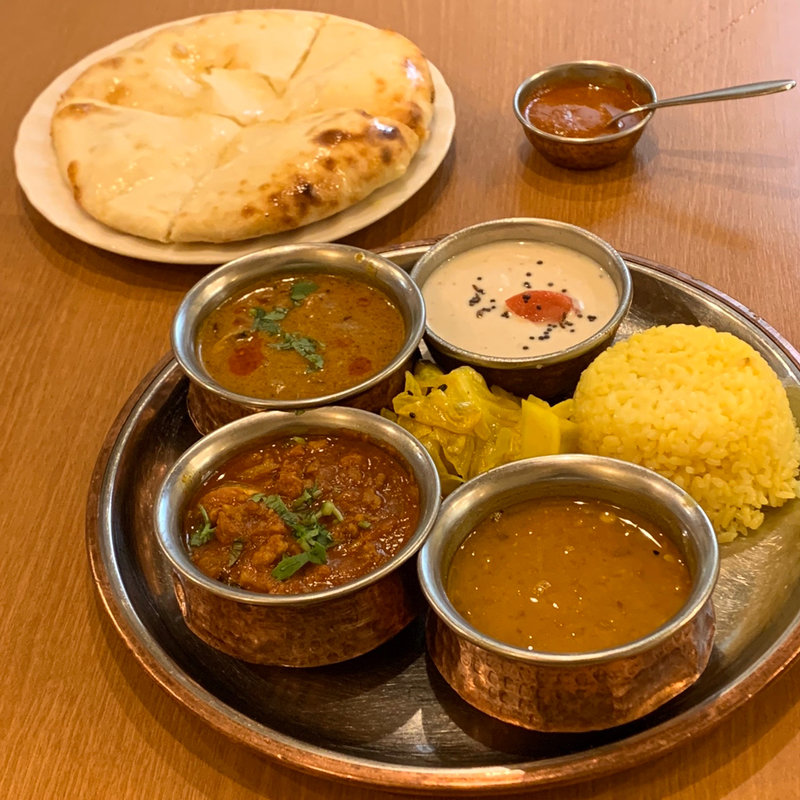 マサハーリターリ チーズクルチャ(やっぱりインディア)