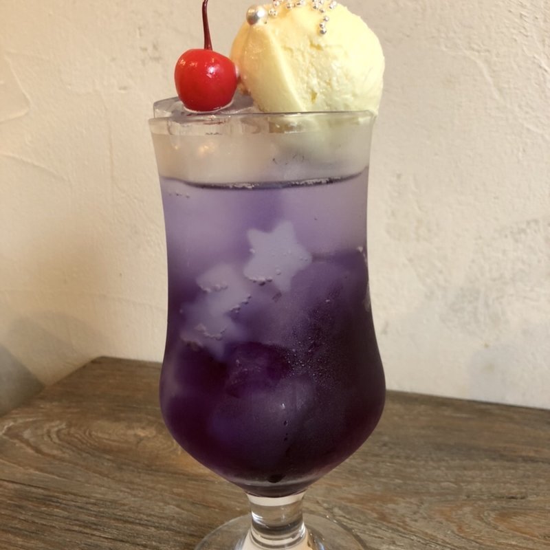 星空クリームソーダ(リトル ビレッジ カフェ  Little Village Cafe)