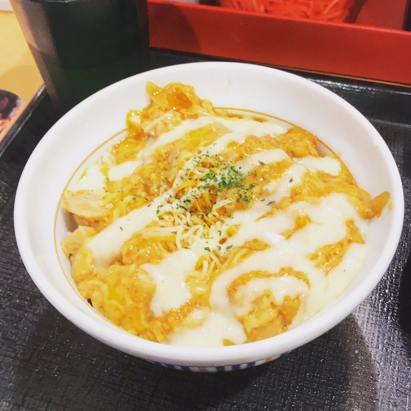 7種チーズの親子丼(なか卯 代々木上原店)