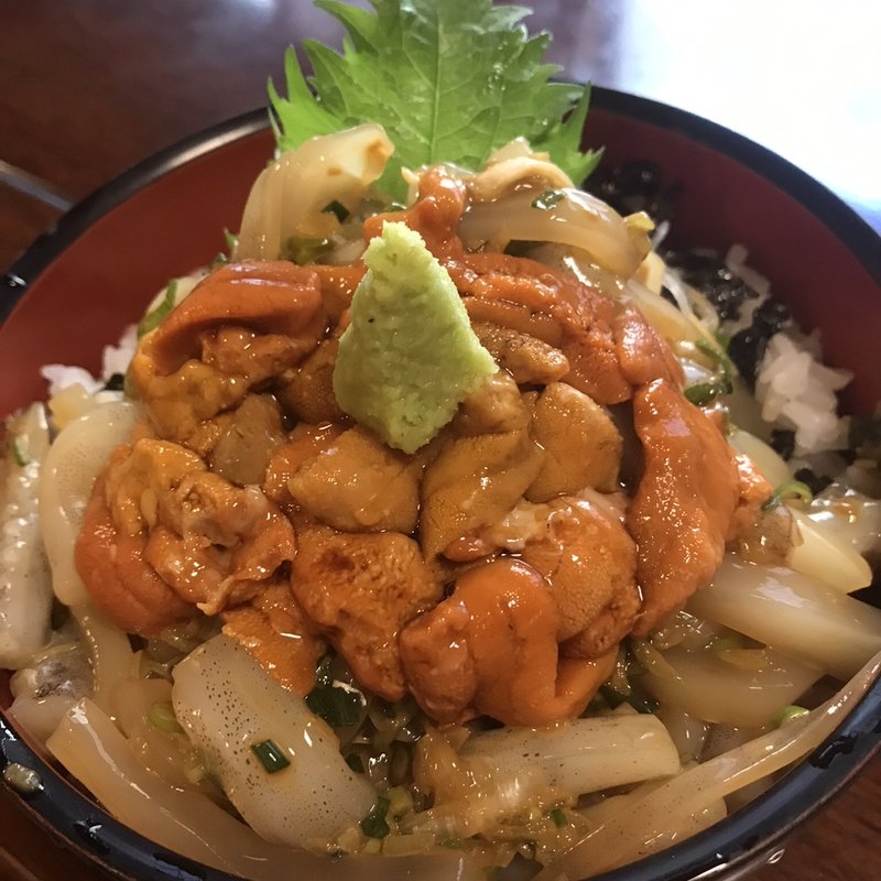 イカバカ丼(伊豆の味処　錦 （にしき）)