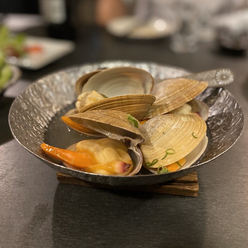 青柳の酒蒸し(酒家旬采　じざ （和食　じざ）)