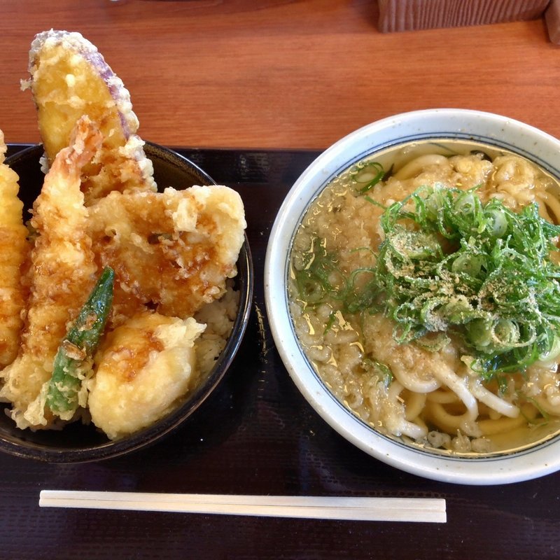 E定食(香の川製麺 和歌山川辺店 )