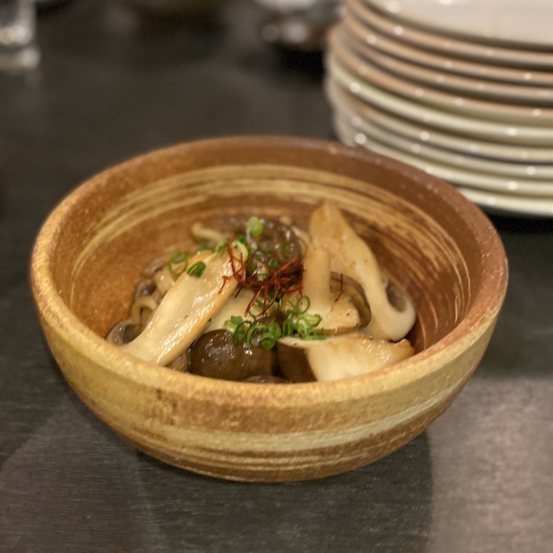 キノコバター(酒家旬采　じざ （和食　じざ）)