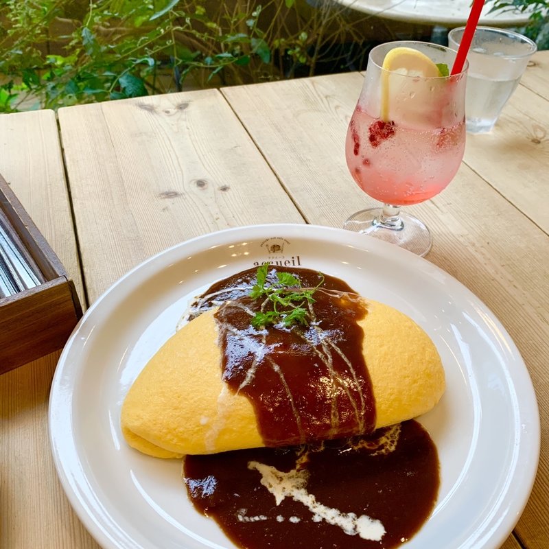 オムライス(カフェ アクイーユ 恵比寿)