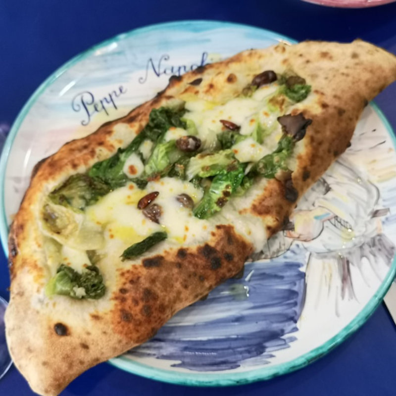 カルツォーネ(ナポリスタカ)