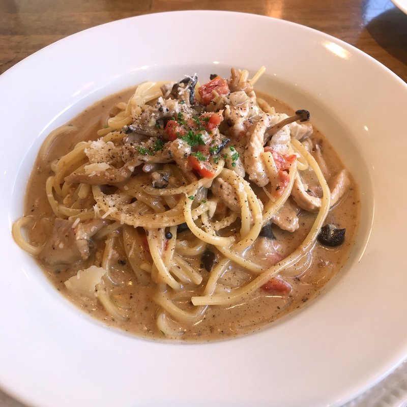 ポルチーノのクリームパスタ(ロイヤルホスト室見店)