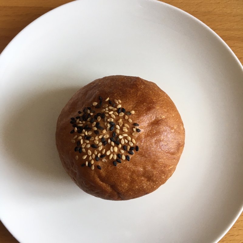 アンパン(ジュウニブンベーカリー 新宿京王店)