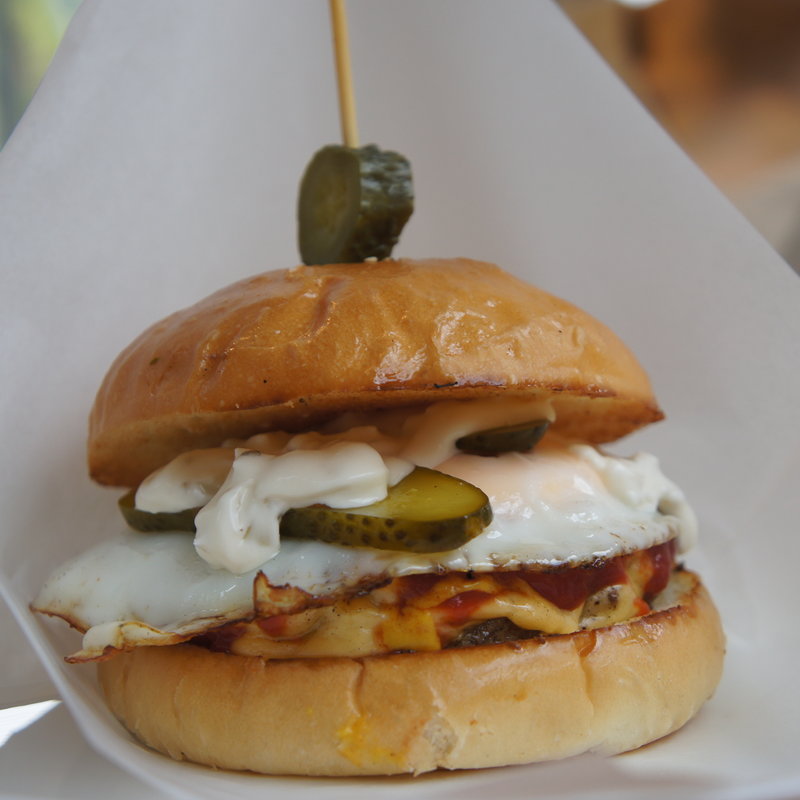 エグチ（野菜なし）(カズボ バーガー)