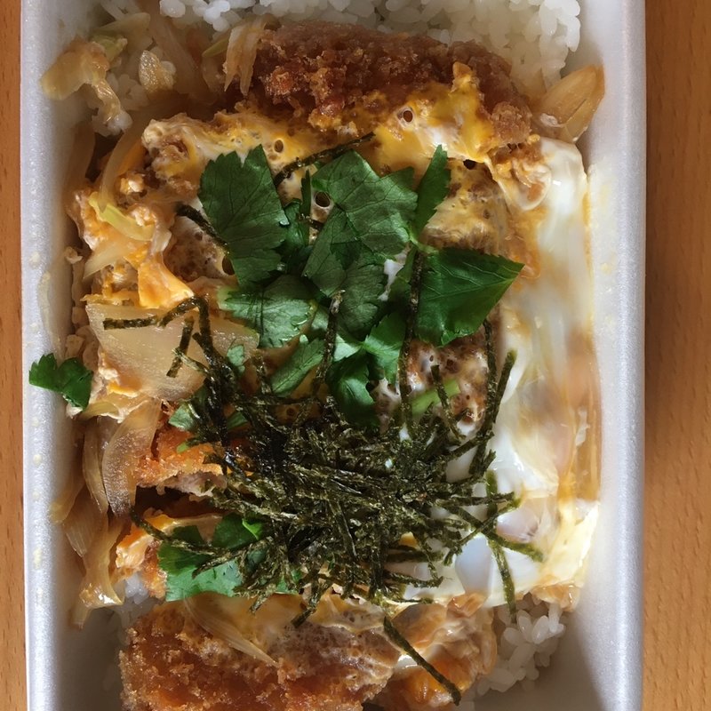 上かつ重(梅佶)