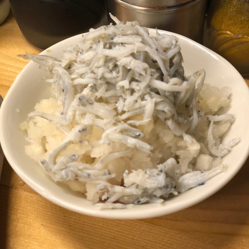 しらすおろし(大衆酒場BEETLE田町店)