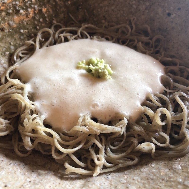 山かけ蕎麦 (田舎蕎麦で)(玄)