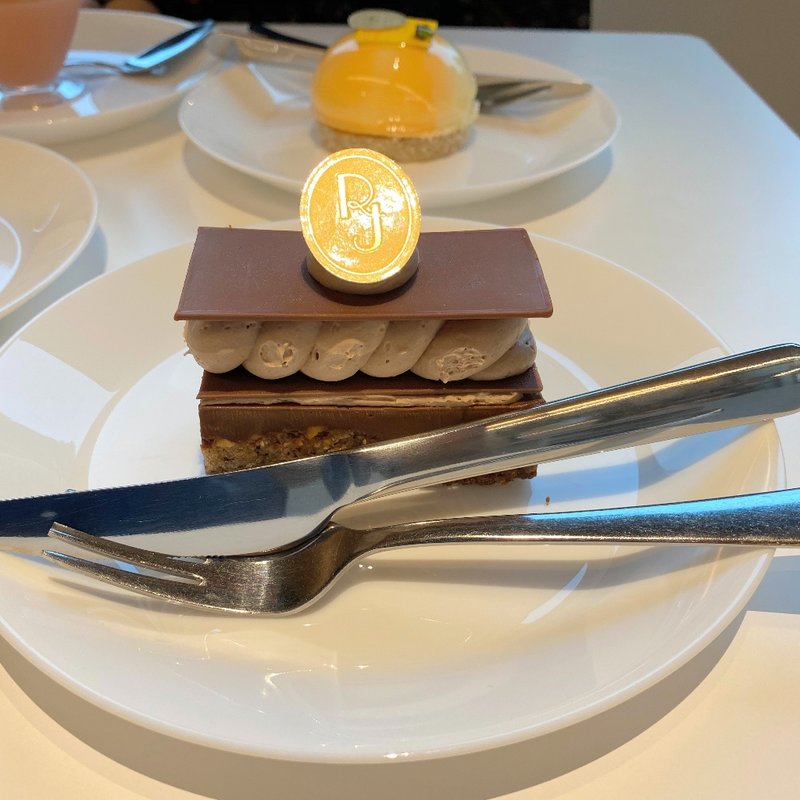 セレスト(ラ・ローズ・ジャポネ （La Rose des Japonais）)