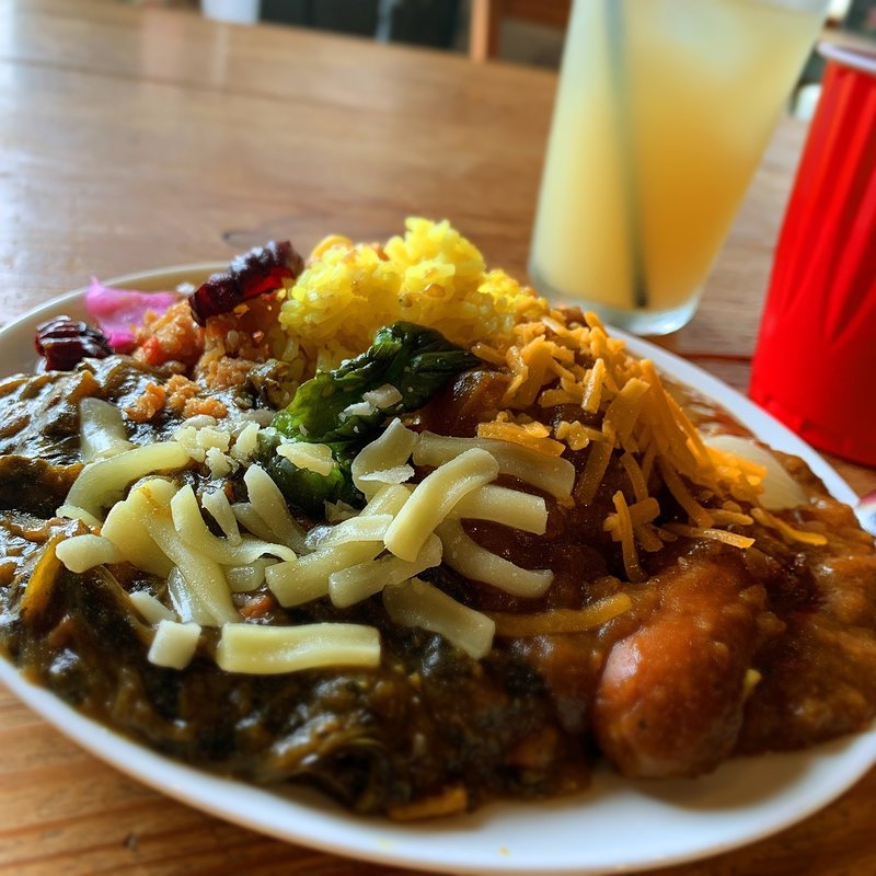 ランチ盛り放題カレー・ドリンク付き(STANDOUT)