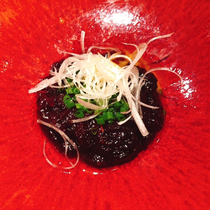 鯨肉のユッケ(巴里 夕顔・藤壷 （巴里 夕顔・藤壺（藤つぼ））)