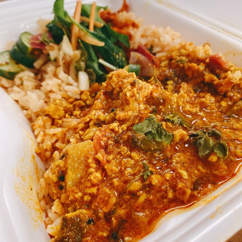 謎のカレー弁当(大衆スパイス酒場 ニューヤスダヤ)