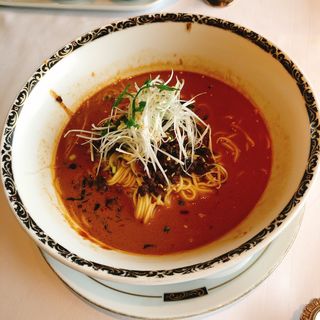 担担麺(銀座アスター お茶の水賓館)