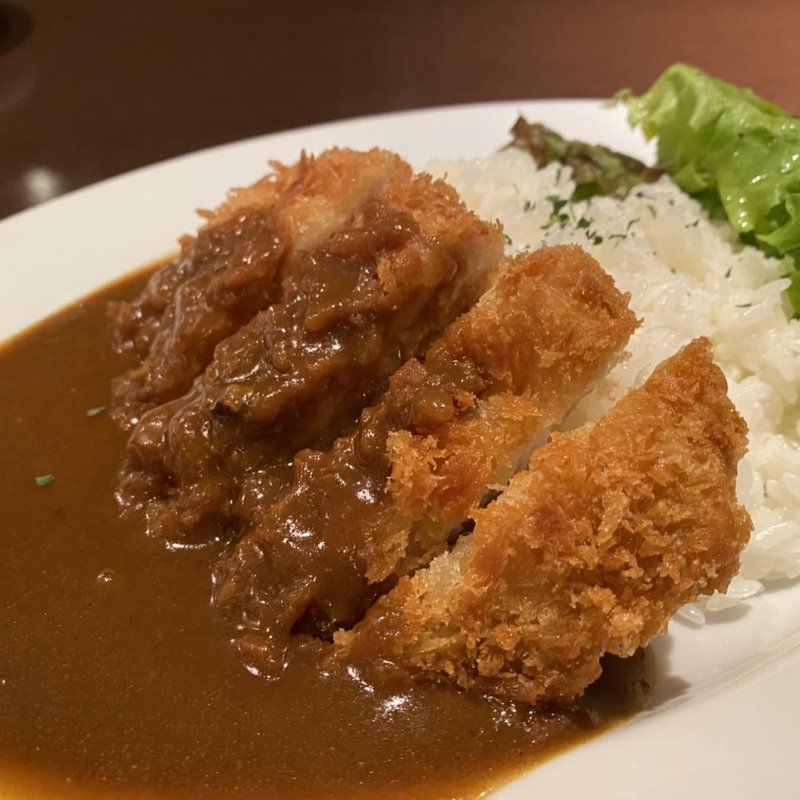 カツカレー(銀座ライオンLEO ヤエチカ店)