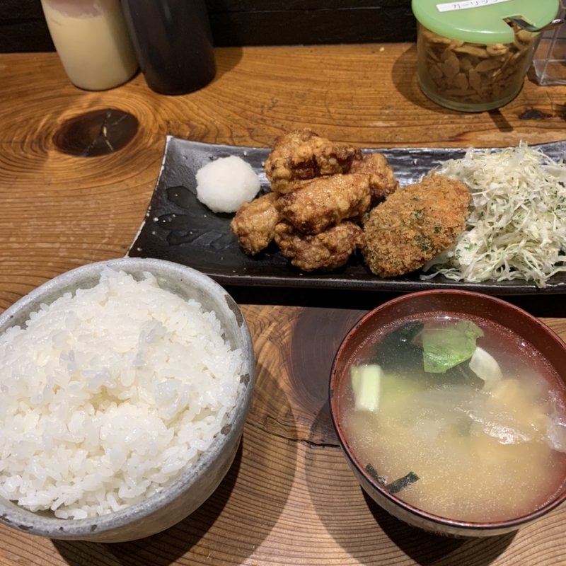 豚カラメンチカツ定食(ぶためし 山ぶた)