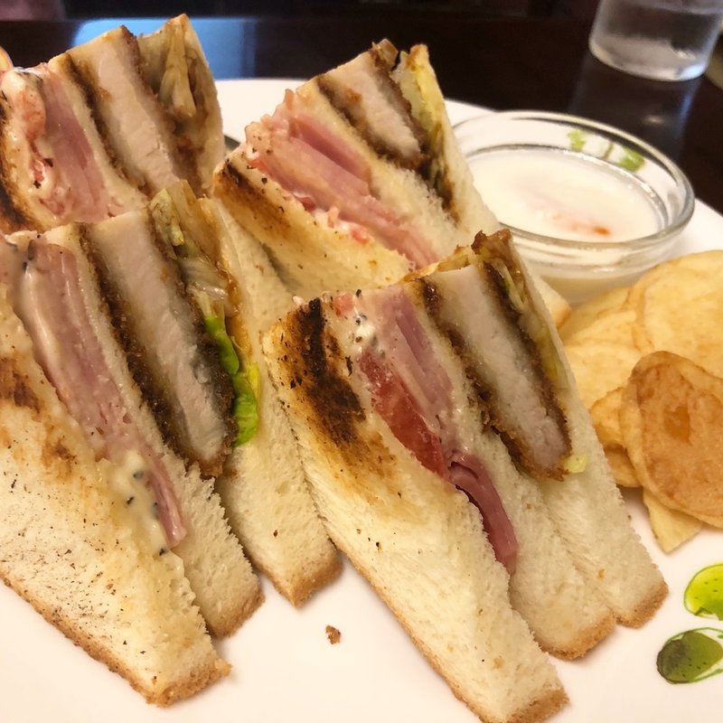 ロースカツベーコンサンド(蝸牛庵 )