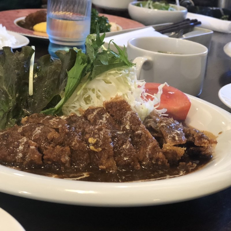 (レストラン 山猫軒 （レストラン・ヤマネコケン）)