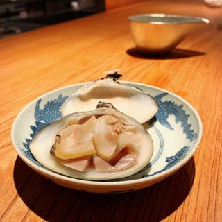 焼きハマグリ(松濤 爛缶 (らんぷ・ランプ) 渋谷区)