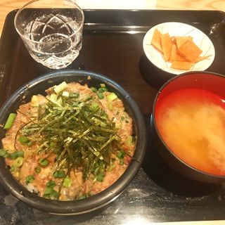 胡麻鯵丼定食(岩戸)