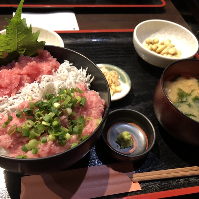 中落ち・ねぎとろ・しらす丼セット(ヴァカンス)