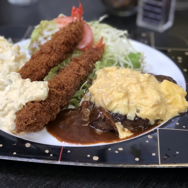 デラックス(洋食の店 なんじゃろ)