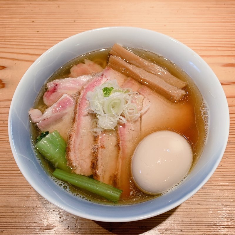 白醤油チャーシュー＋味玉(らぁめん鴇 （とき）)